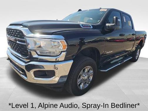 2024 RAM 2500 Big Horn Crew Cab 4x4 6'4' Box