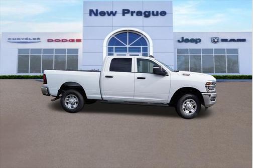 2025 RAM 3500 Tradesman Crew Cab 4x4 6'4' Box