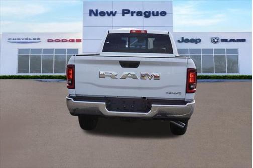 2025 RAM 3500 Tradesman Crew Cab 4x4 6'4' Box