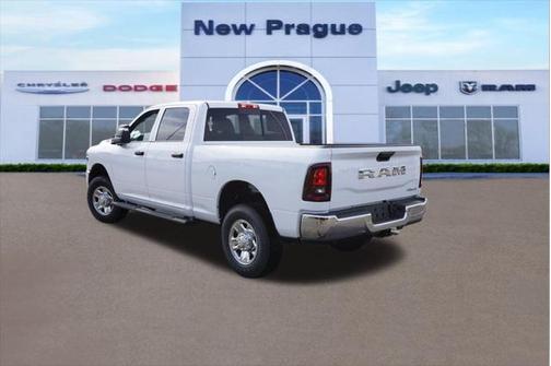 2025 RAM 3500 Tradesman Crew Cab 4x4 6'4' Box