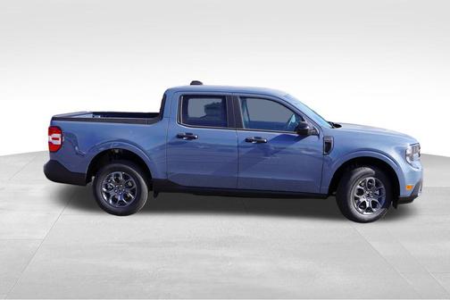 Azure Gray Metallic Tri-Coat 2026 Ford Maverick XLT