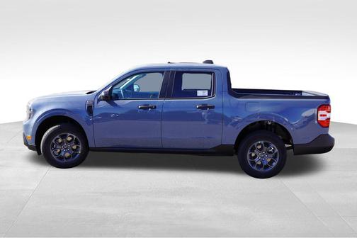 Azure Gray Metallic Tri-Coat 2026 Ford Maverick XLT