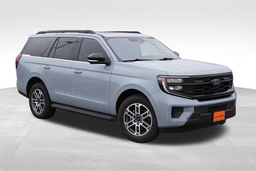 Glacier Gray Metallic TriCoat 2025 Ford Expedition Active