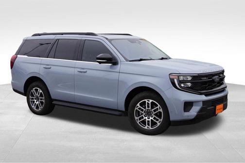 Glacier Gray Metallic TriCoat 2025 Ford Expedition Active