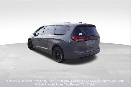 2025 Chrysler Pacifica Hybrid Premium S Appearance Pkg