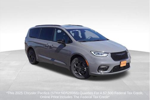 2025 Chrysler Pacifica Hybrid Premium S Appearance Pkg