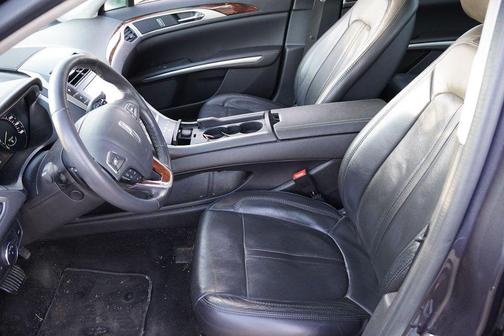 2014 Lincoln MKZ Base