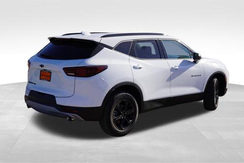 Summit White 2026 Chevrolet Blazer 2LT