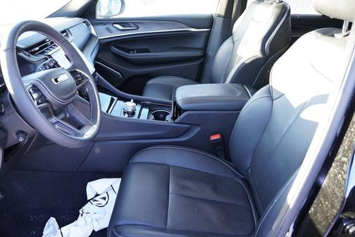 2024 Jeep Grand Cherokee Overland