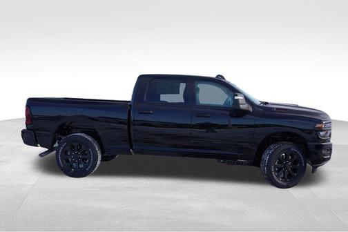 2026 RAM 3500 Big Horn Crew Cab 4x4 6'4' Box