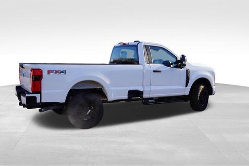 Oxford White 2025 Ford F-350 XL