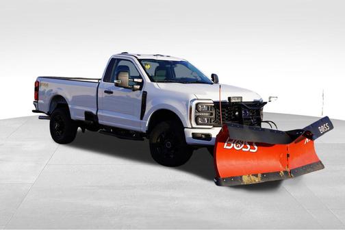 Oxford White 2025 Ford F-350 XL