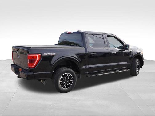 Agate Black Metallic 2023 Ford F-150 XLT