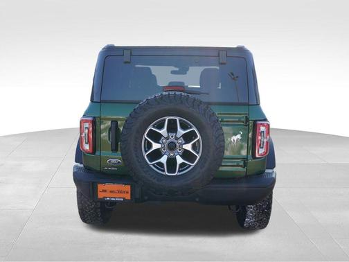 Eruption Green Metallic 2025 Ford Bronco Badlands