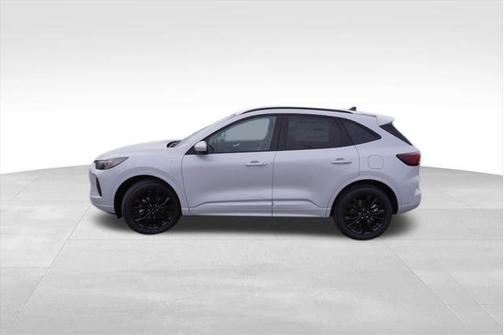 2025 Ford Escape ST-Line Elite