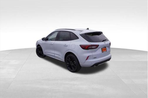 2025 Ford Escape ST-Line Elite
