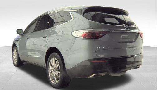 2023 Buick Enclave Essence AWD