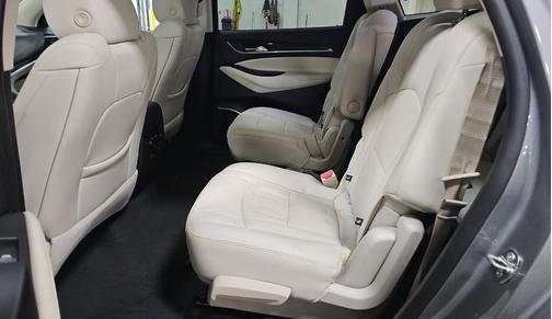 2023 Buick Enclave Essence AWD