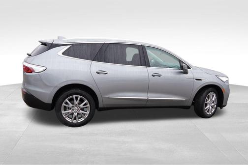 2023 Buick Enclave Essence AWD