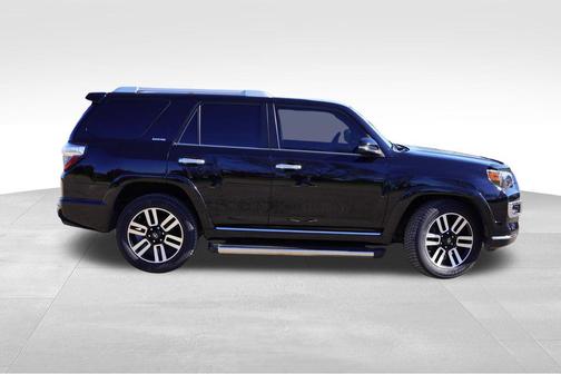 Midnight Black Metallic 2018 Toyota 4Runner Limited