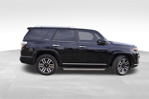 Midnight Black Metallic 2018 Toyota 4Runner Limited