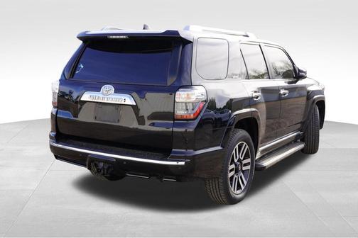 Midnight Black Metallic 2018 Toyota 4Runner Limited