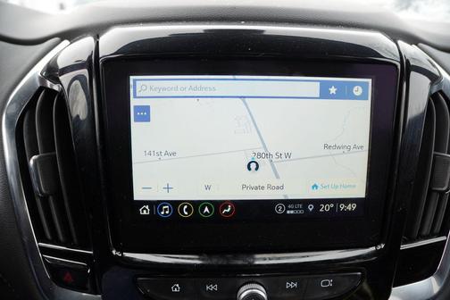 2023 Chevrolet Traverse LT Leather