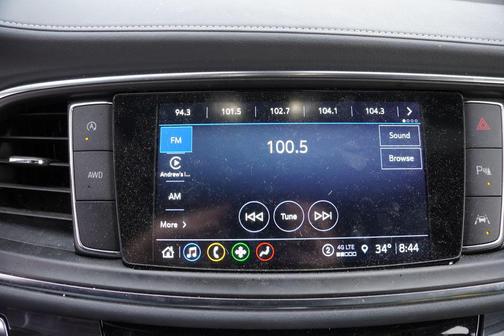 2023 Buick Enclave Essence AWD