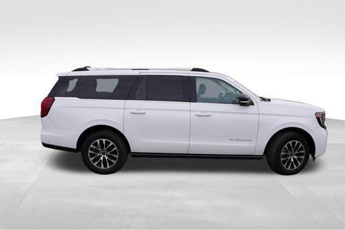Oxford White 2025 Ford Expedition Max Platinum