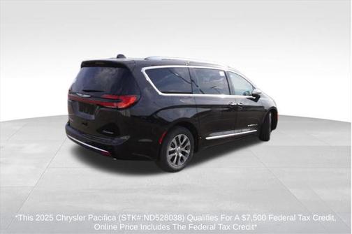 2025 Chrysler Pacifica L