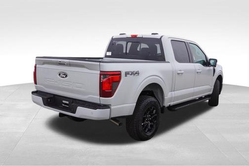 Avalanche 2026 Ford F-150 XLT