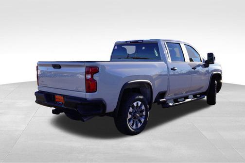 2026 Chevrolet Silverado 2500 Custom