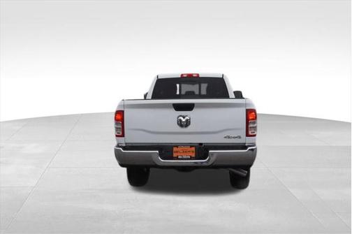 2024 RAM 2500 Tradesman Crew Cab 4x4 6'4' Box