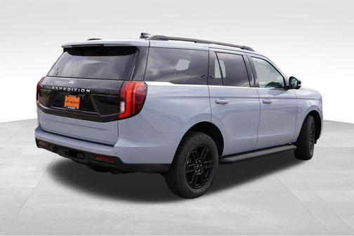 Glacier Gray Metallic Tri-Coat 2026 Ford Expedition Active