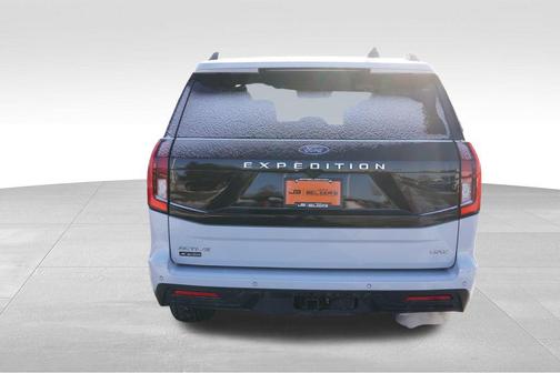 2025 Ford Expedition Max Active 4x4