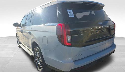 2025 Ford Expedition Max Active 4x4