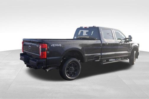 Agate Black Metallic 2026 Ford F-350 XLT