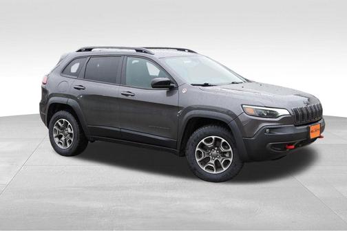 Granite Crystal Metallic Clearcoat 2022 Jeep Cherokee Trailhawk