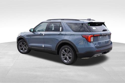 Vapor Blue Metallic 2026 Ford Explorer Active