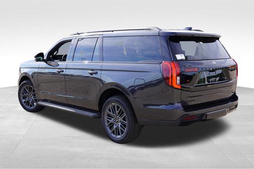Dark Matter Gray Metallic 2026 Ford Expedition Max Platinum