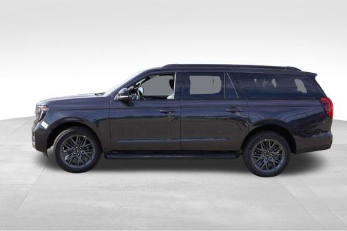 Dark Matter Gray Metallic 2026 Ford Expedition Max Platinum