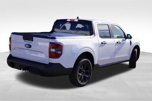 Space White Metallic 2026 Ford Maverick XLT