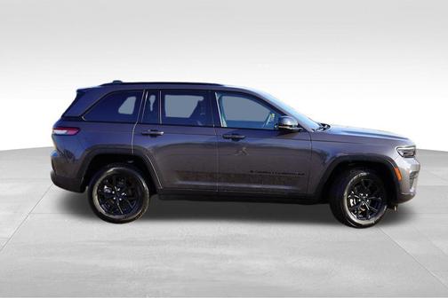 2024 Jeep Grand Cherokee Altitude