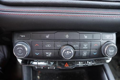 2023 Dodge Durango GT Launch Edition  AWD