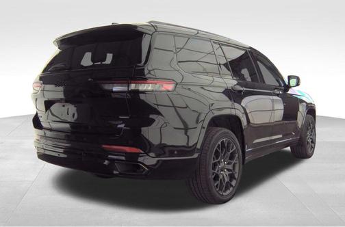 2024 Jeep Grand Cherokee L Summit