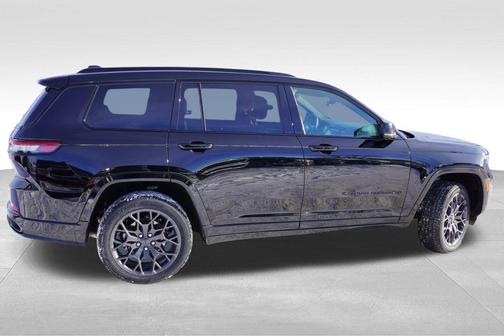 2024 Jeep Grand Cherokee L Summit