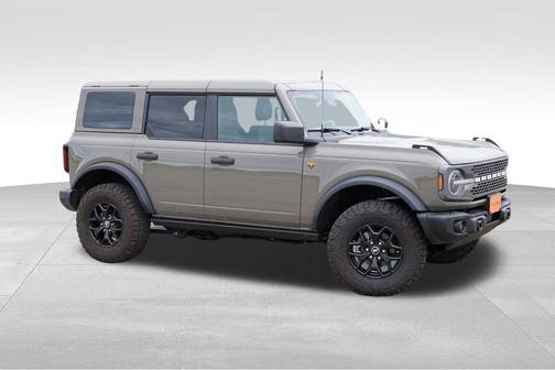 Marsh Gray 2025 Ford Bronco Badlands
