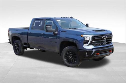 2025 Chevrolet Silverado 3500 LT