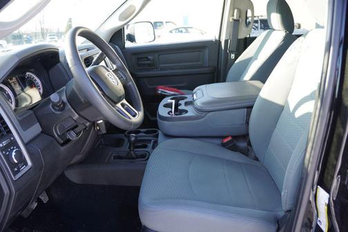 2018 RAM 2500 Tradesman Crew Cab 4x4 6'4' Box