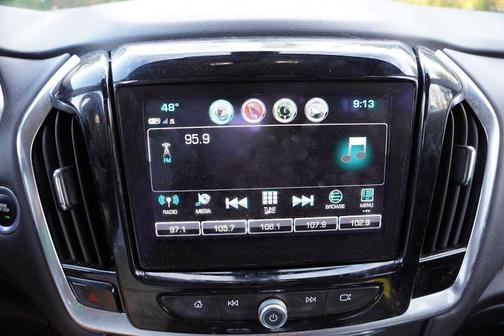 2018 Chevrolet Traverse LT Cloth